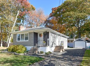 87 Templeton St, West Haven, CT 06516