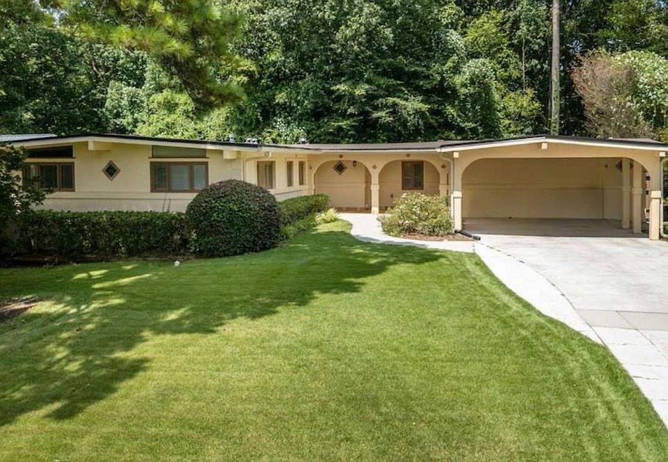 1st image of 1190 Arborvista Dr NE