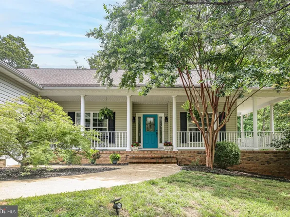 141 Revell Rd, Fredericksburg, VA 22405
