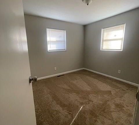 5th image of 2055 Bluehill Dr