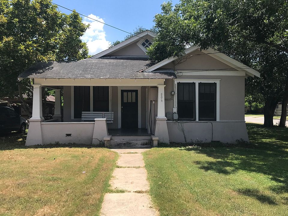 1st image of 806 Saint Matthew St