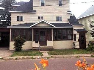 628 Lake Ave, Hancock, MI 49930