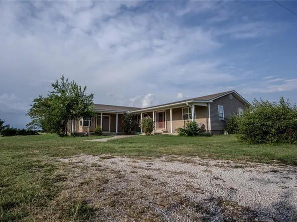 15805 N County Road 3370 Rd, Stratford, OK 74872