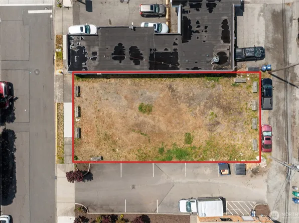 3703 3rd Street NE, Auburn, WA 98002