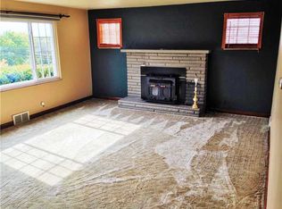 1635 Conway Wallrose Rd, Freedom, PA 15042