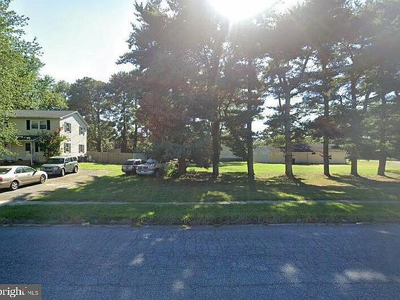 2nd image of 196 Willis Rd