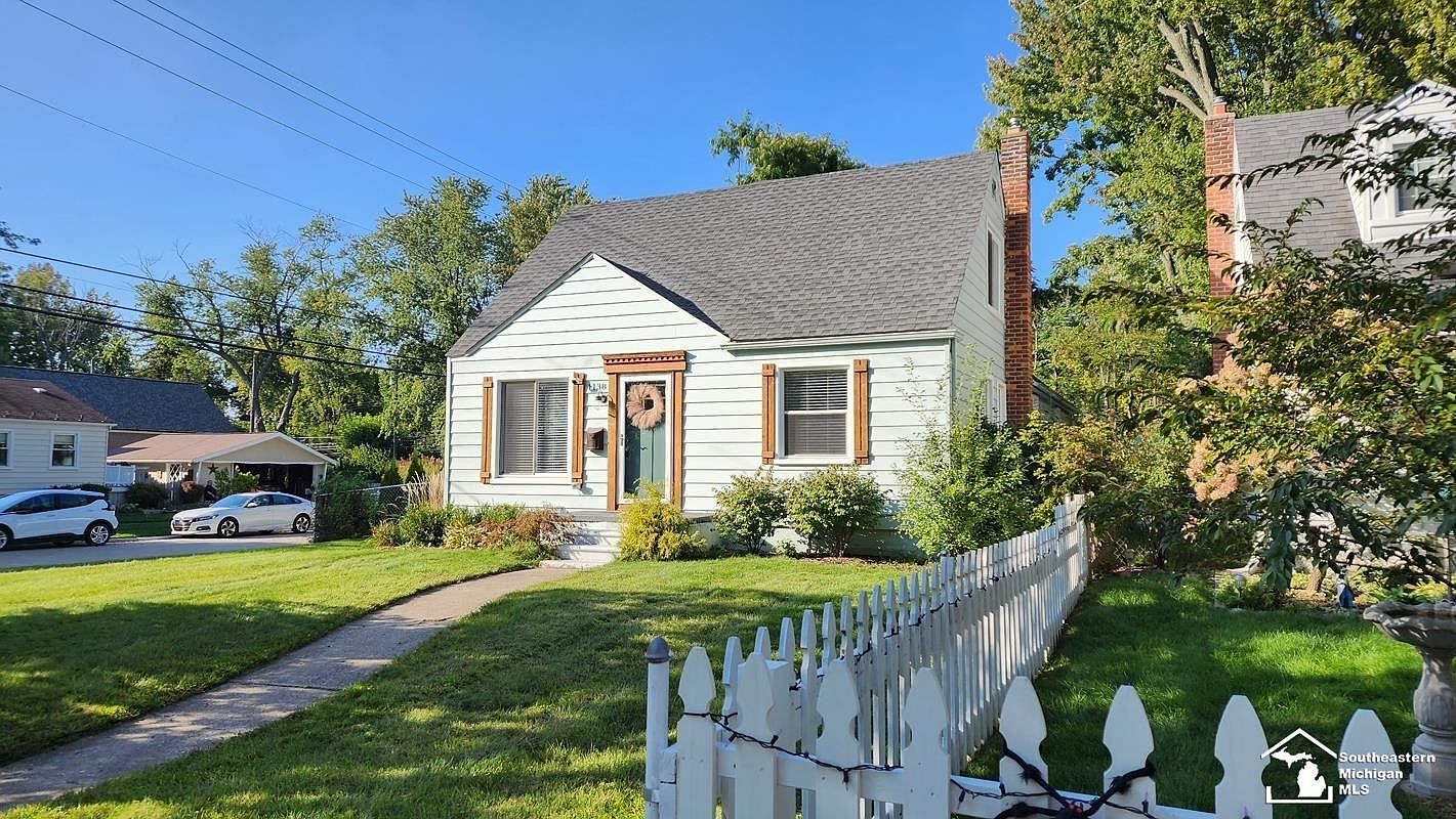 1138 Royal Ave, Royal Oak, MI 48073 Zillow
