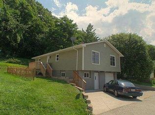 403 Upper Walnut St, Genoa, WI 54632