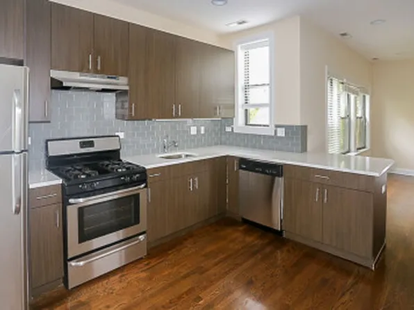 3711 N Wilton Ave #3, Chicago, IL 60613