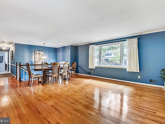 5th image of 508 Green Forest Dr