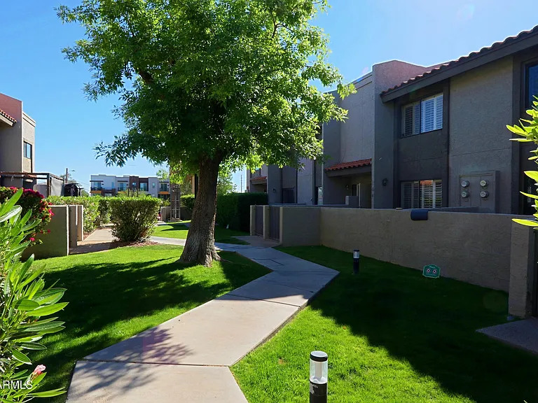 2615 N Hayden Rd #103 — Photo 35
