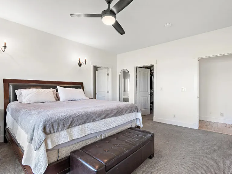 Southlake Cir — Photo 8