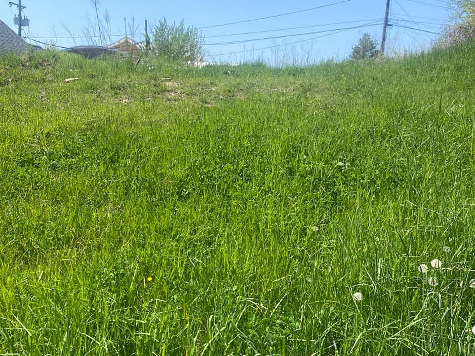 2nd image of 322 4th St