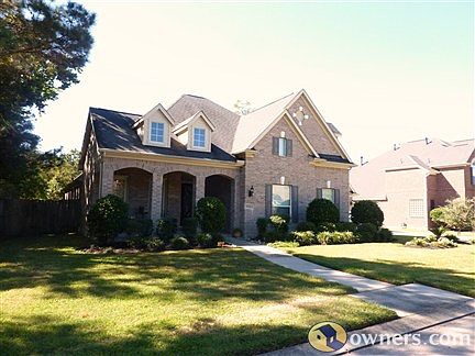 Welcoming front porch