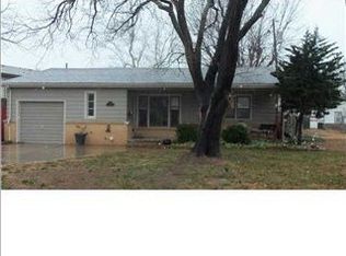2341 S Poplar Cir, Wichita, KS 67211