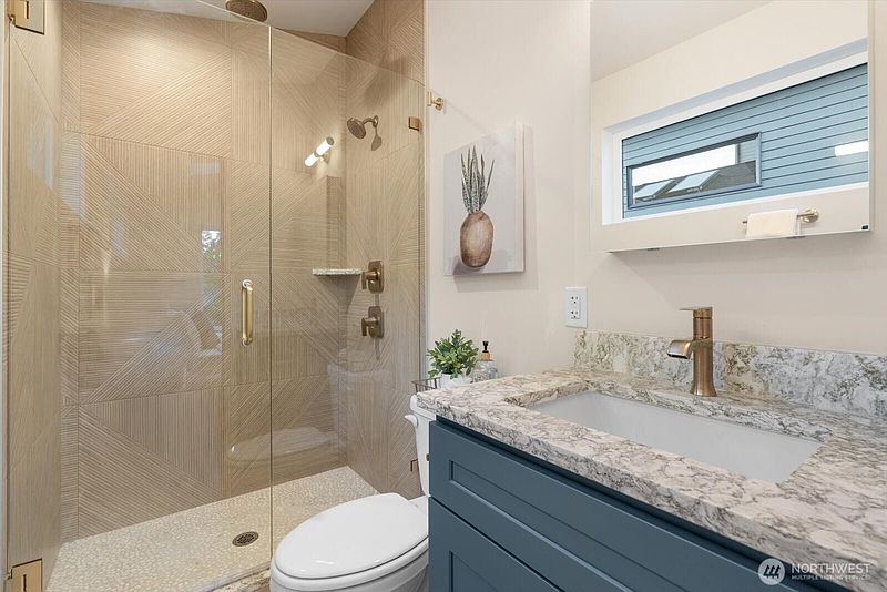 5th image of 3704 NE 137th Street