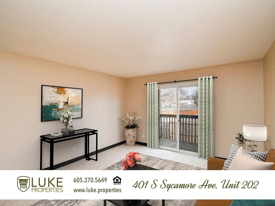 1st image of 401 S Sycamore Ave #202
