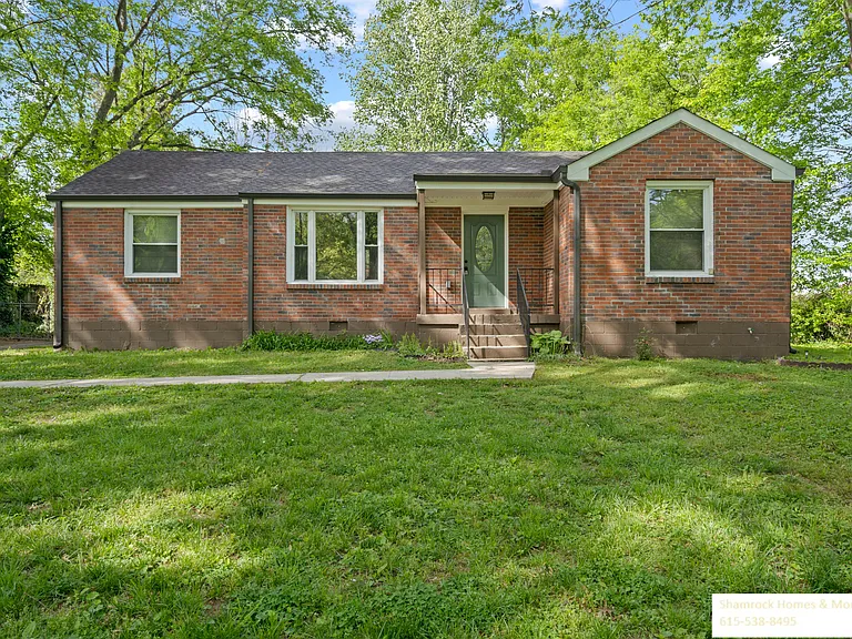 1235 Berwick Trl — Photo 31