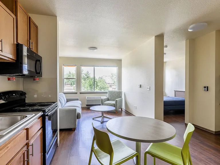 Arroyo Village Apartments — Photo 12