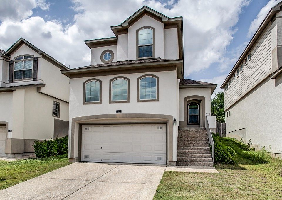 1st image of 21723 Andrews Gdn