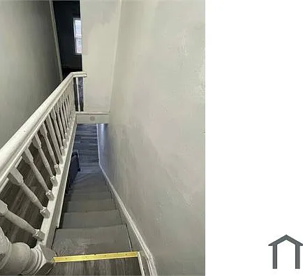 2514 E Madison St — Photo 5