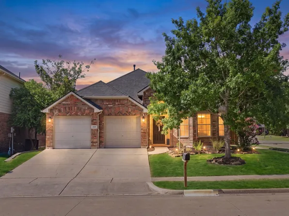 319 Sugarberry Ln, Fate, TX 75087