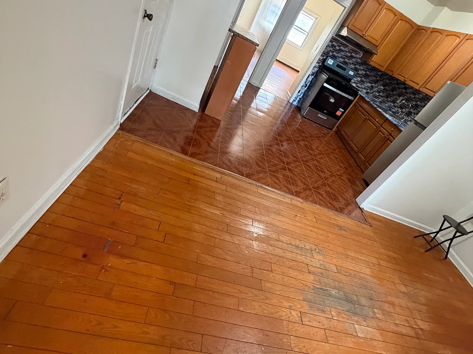 4 bed, 1.5 bath, $3,200 — Photo 4