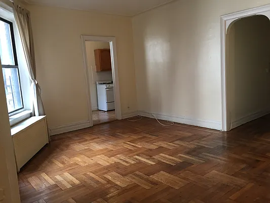 Rented by BRICK & GALO REALTY CORP | media 22