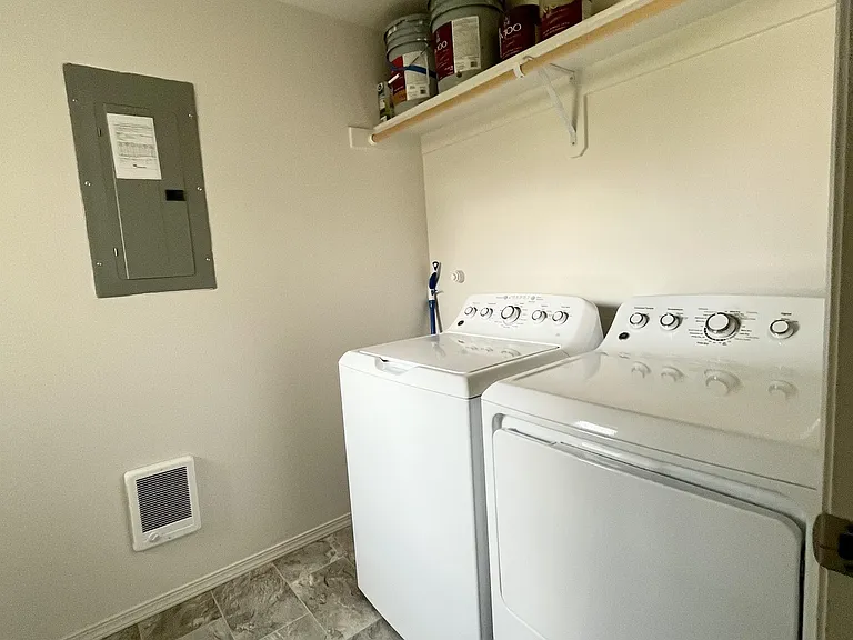 3544 Hickory Ave — Photo 9