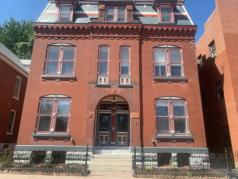 2409-2411 S 12th St — Photo 14