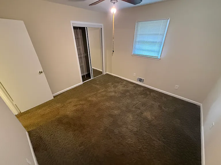 6063 Pine Terrace Dr — Photo 22
