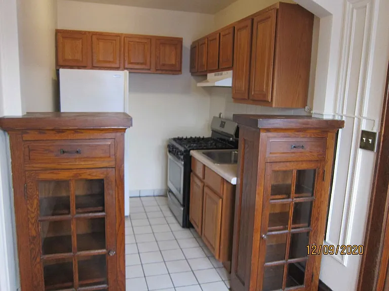 3807 N Oakland Ave #8 — Photo 12
