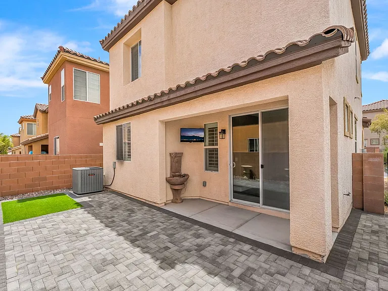 7616 Perla Del Mar Ave — Photo 19