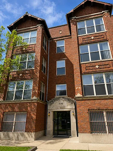 5134-5142 S Ingleside Ave #2 Photo 1
