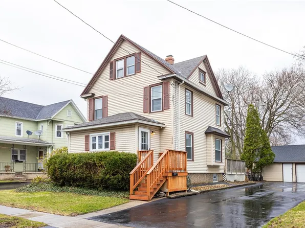 336 Lake Ave, Hilton, NY 14468