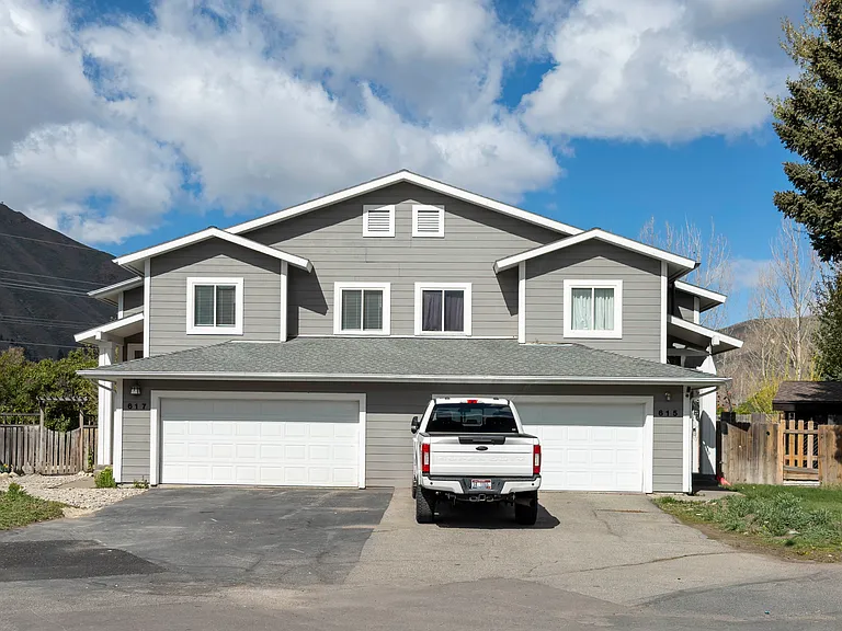 617 Willow Dr — Photo 22