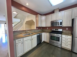 131 Concord Cir, Mountain View, CA 94040