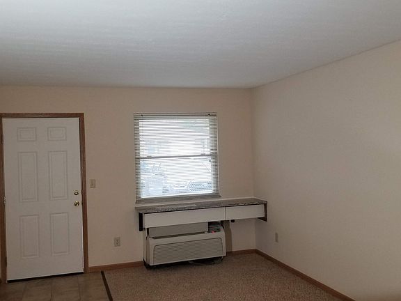 2nd image of 2085 Smoky View Blvd