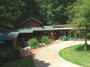 1520 Paint Lick Rd, Paint Lick, KY 40461