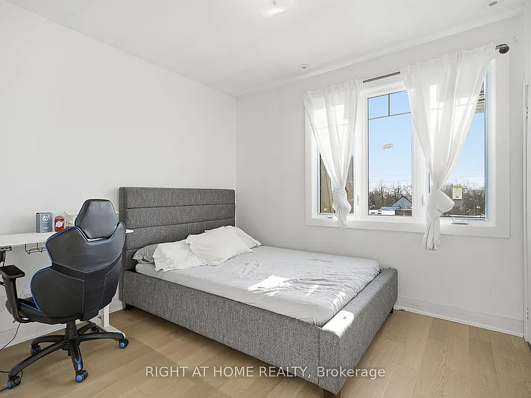 3400 Lake Shore Blvd W #217 — Photo 32