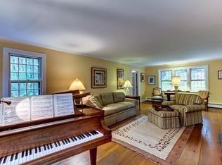 2 Stowe Rd, Southborough, MA 01772