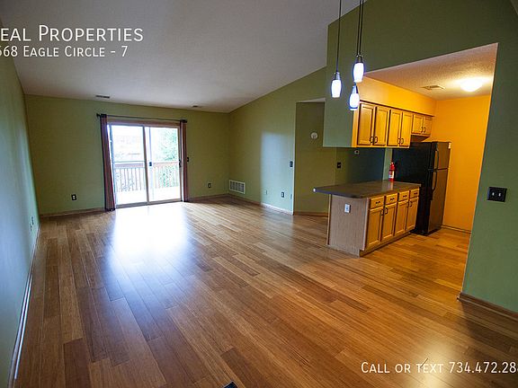5th image of 2568 N Eagle Ct #7