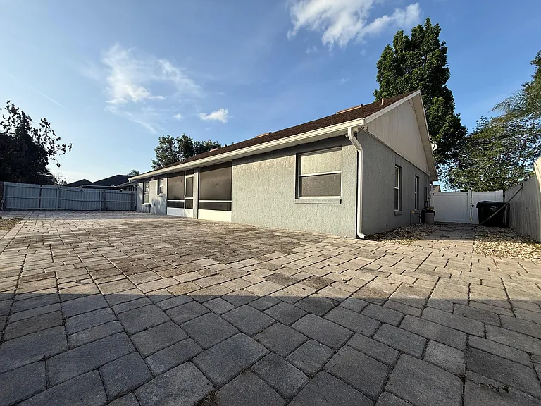 2670 Oak Run Blvd — Photo 3