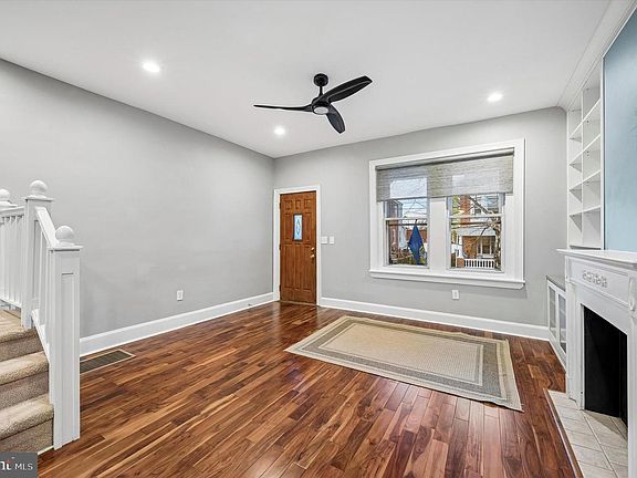 4th image of 526 Arthur St