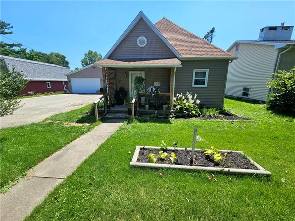 312 E 11th St, Georgetown, IL 61846