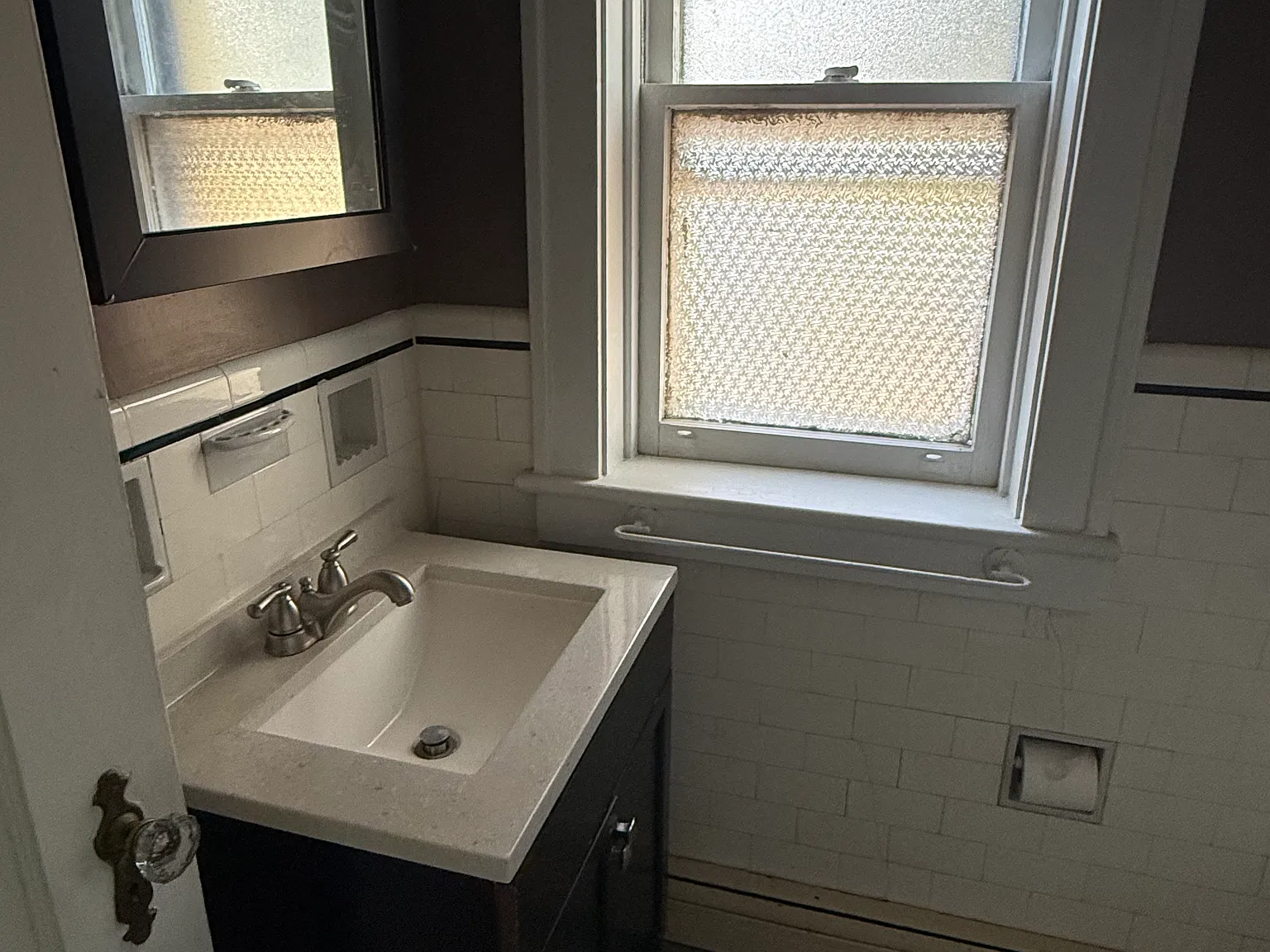 1 bed, 1000 sqft, $1,100 — Photo 3