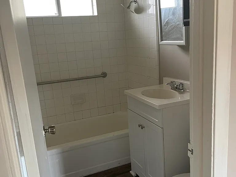 703 1/2 E Center St #3 — Photo 8