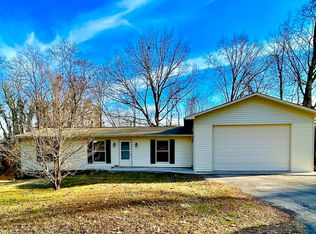 2114 Ridgecrest Dr, Maryville, TN 37803