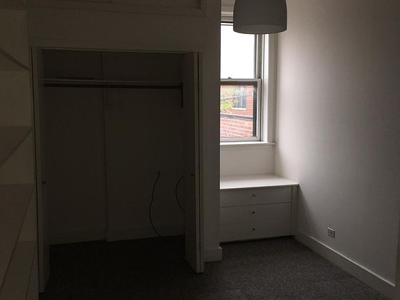 4th image of 1115 W Grand Ave APT 2R