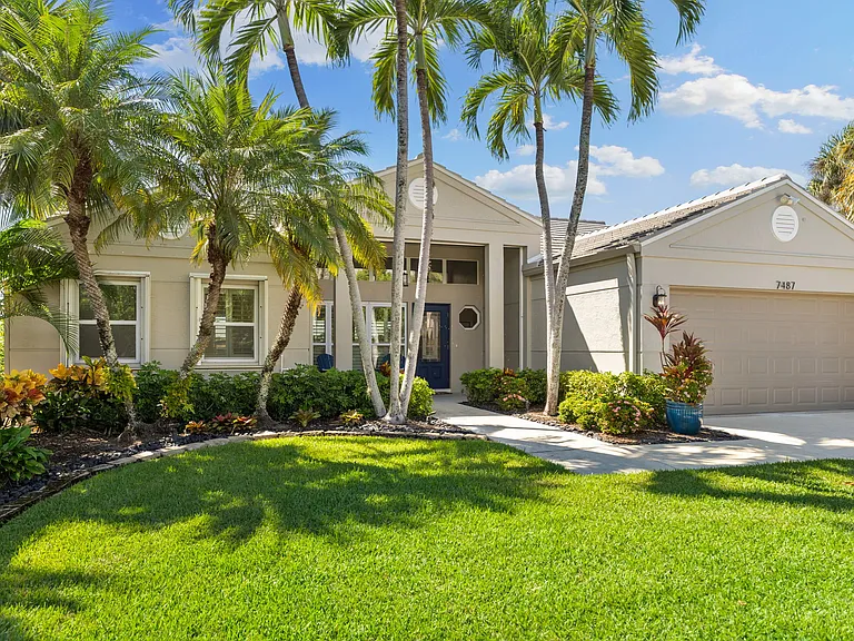 7487 Mill Pond Cir — Photo 1